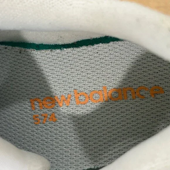 New Balance 574 Women's Tennis shoes size 9 Beige - Picture 7 of 8